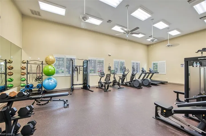13190 Bella Casa Cir # 141, Fort Myers, Florida 33966