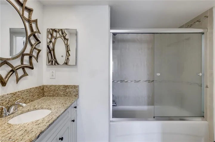 1185 Wildwood Lakes Blvd # 203, Naples Fl 34104