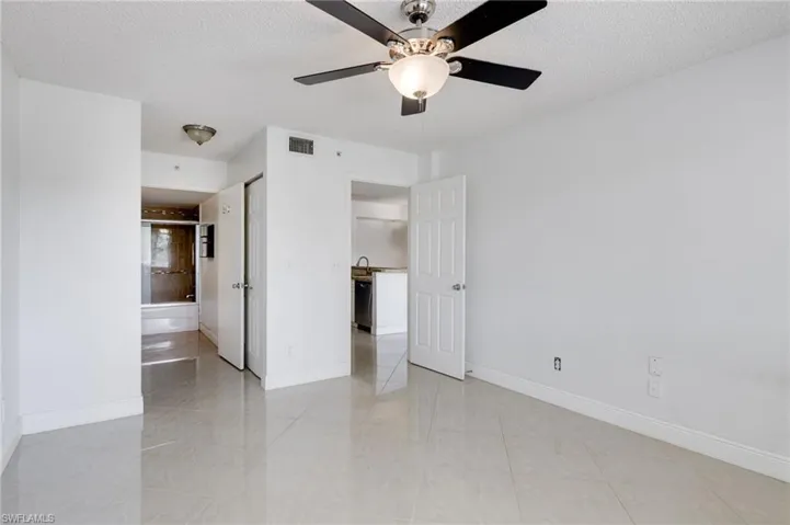 1185 Wildwood Lakes Blvd # 203, Naples Fl 34104