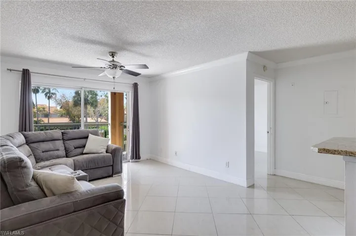 1185 Wildwood Lakes Blvd # 203, Naples Fl 34104