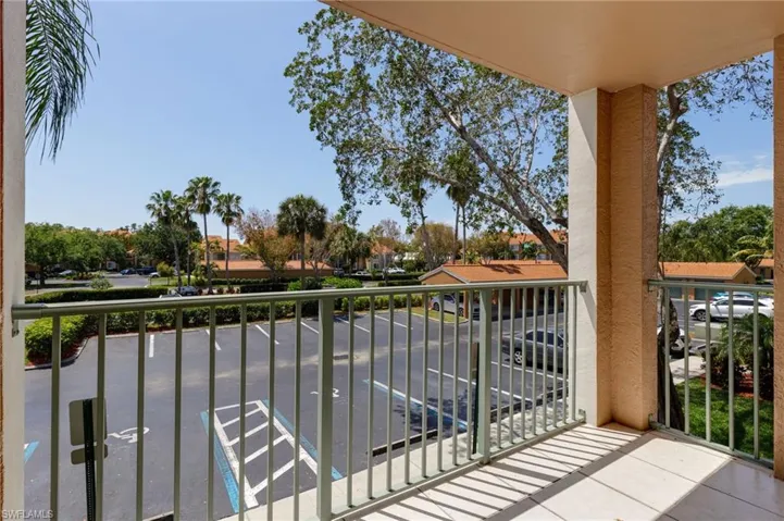 1185 Wildwood Lakes Blvd # 203, Naples Fl 34104