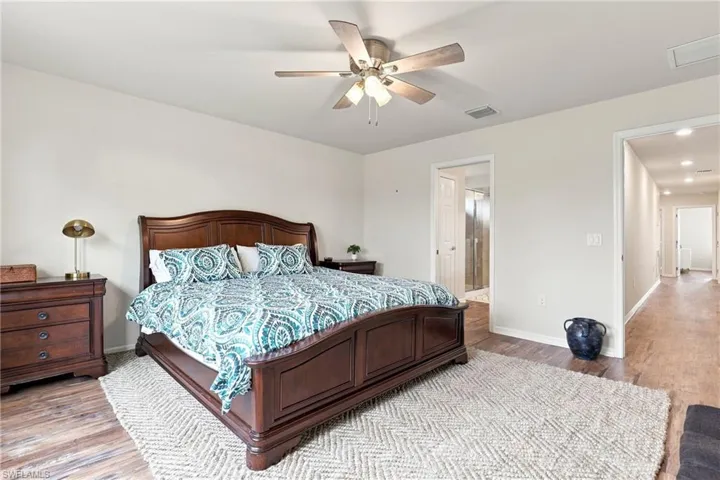 7186 Wilton Dr, Naples, Florida 34109
