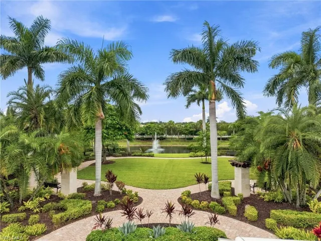 7186 Wilton Dr, Naples, Florida 34109