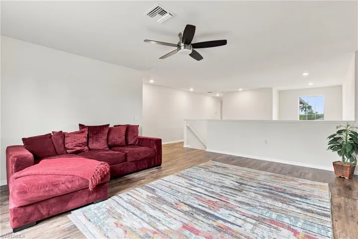7186 Wilton Dr, Naples, Florida 34109