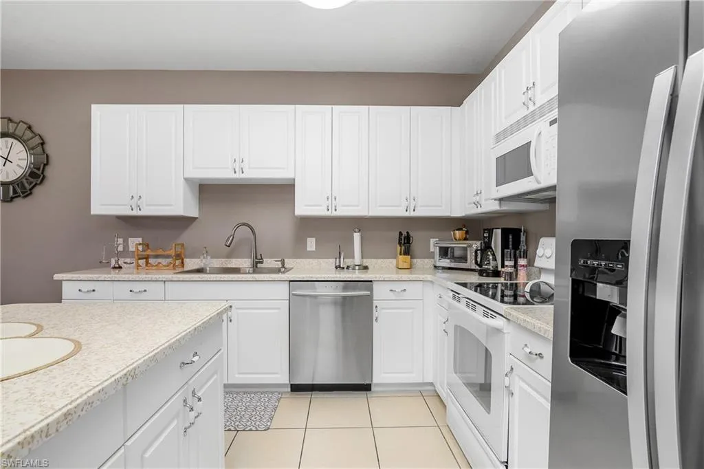9621 Spanish Moss WAY, Bonita Springs, FL 34135,224083446