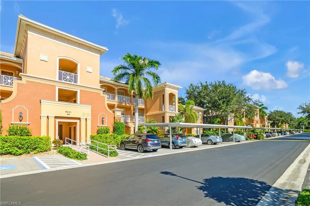 9621 Spanish Moss WAY, Bonita Springs, FL 34135,224083446