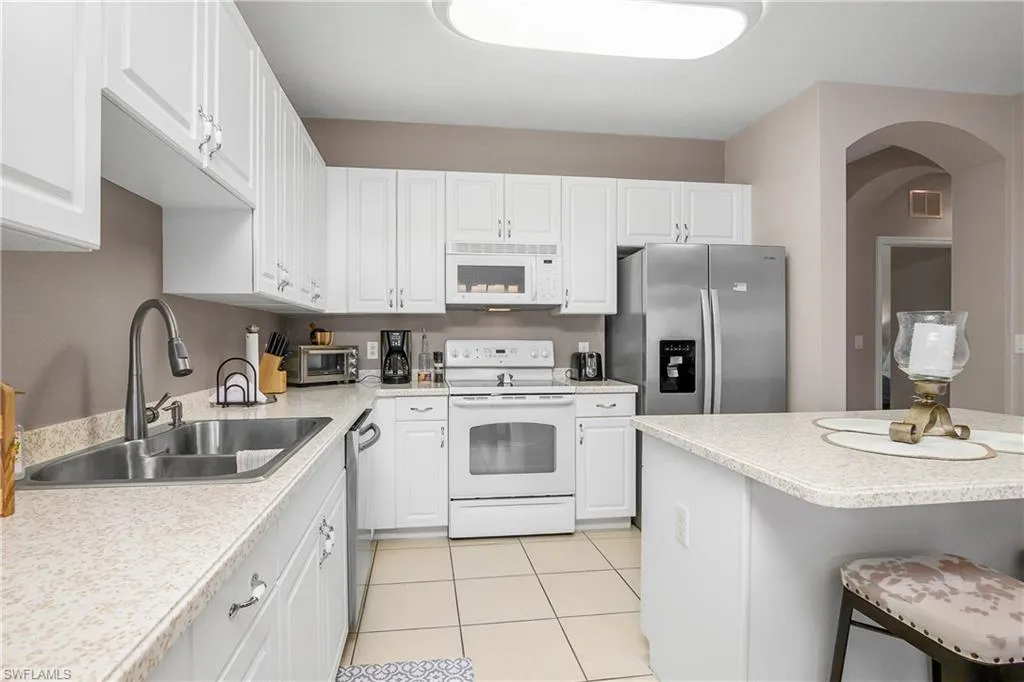9621 Spanish Moss WAY, Bonita Springs, FL 34135,224083446