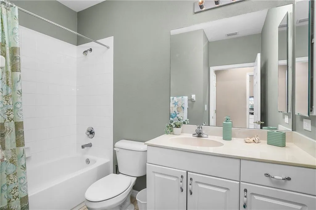9621 Spanish Moss WAY, Bonita Springs, FL 34135,224083446