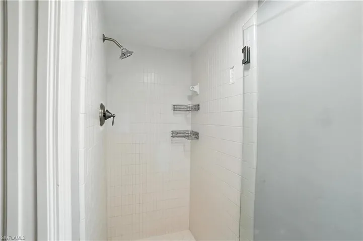 1353  Whiskey Creek  DR, Fort Myers, FL 33919