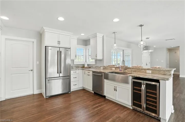 1353  Whiskey Creek  DR, Fort Myers, FL 33919