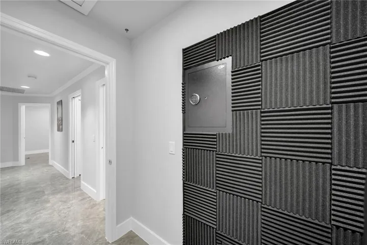 Corridor with crown molding
