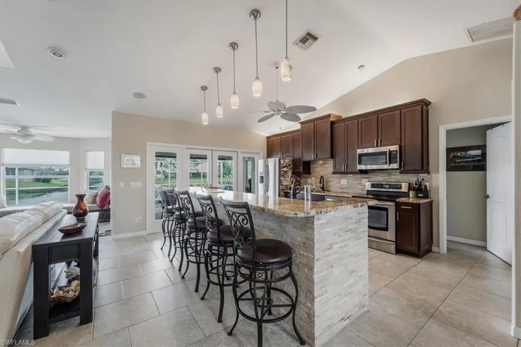 1512 4th CT, Cape Coral, FL 33991,224090550
