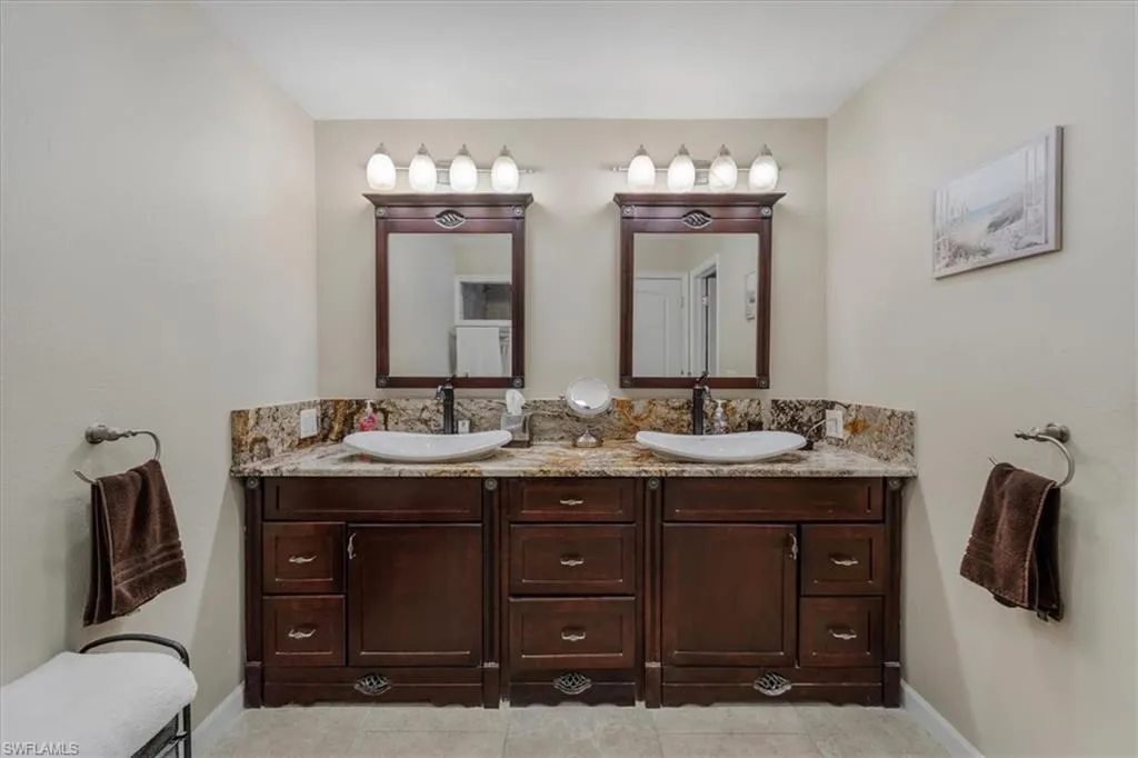 1512 4th CT, Cape Coral, FL 33991,224090550