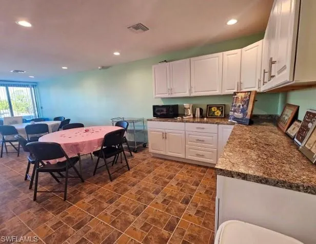2290 Aaron St # 302, Port Charlotte Fl 33952