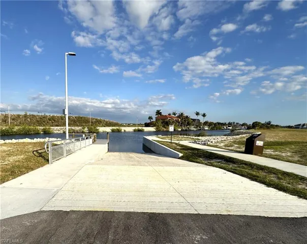 Boat ramp to the North Spreader at Crystal Lake Park
