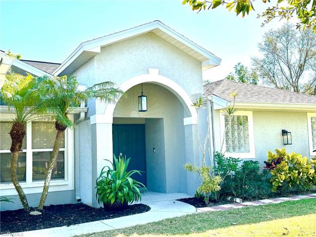 4543 Santiago LN, BONITA SPRINGS FL 34134