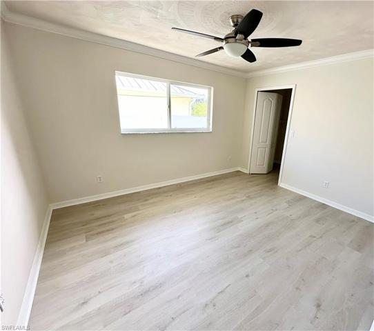 2nd bedroom with walk in closet