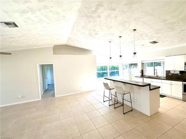 4543 Santiago LN, BONITA SPRINGS FL 34134