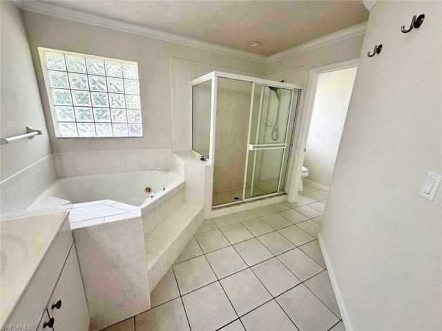 4543 Santiago LN, BONITA SPRINGS FL 34134