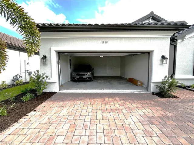 Roomy 2 Car Garage