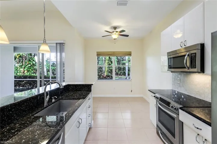 3184  Sundance  CIR, Naples, FL 34109