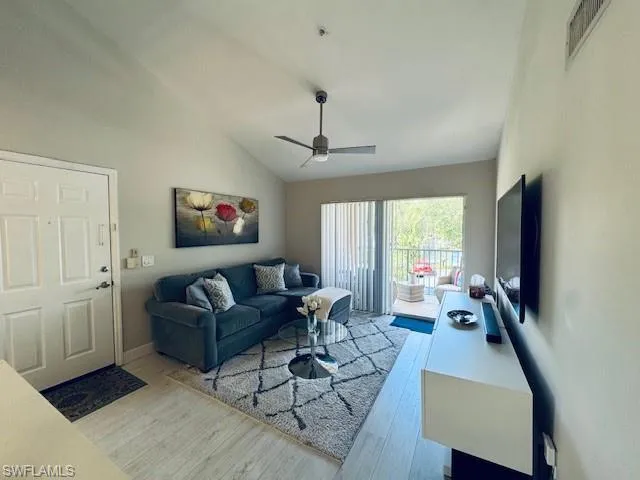 1150 Wildwood Lakes Blvd 8-207, Naples, Florida 34104