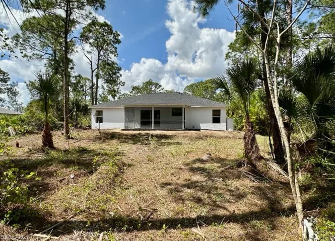 802 Desoto AVE, LEHIGH ACRES FL 33972
