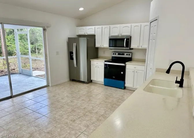 802 Desoto AVE, LEHIGH ACRES FL 33972