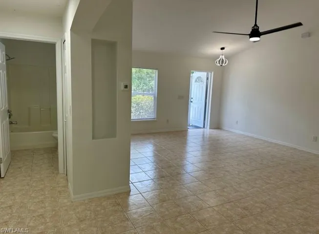 802 Desoto AVE, LEHIGH ACRES FL 33972