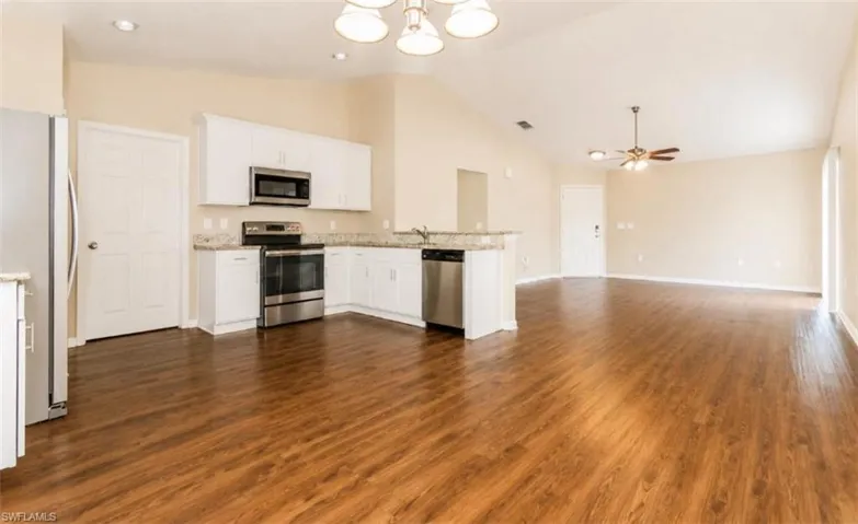 4125 SW 6th  PL, Cape Coral, FL 33914