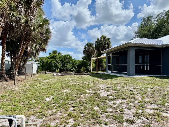 6016 Lindbrook Ave, Fort Myers, Florida 33905