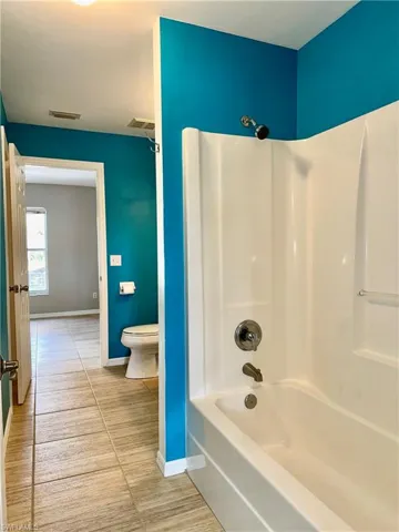 6016 Lindbrook Ave, Fort Myers, Florida 33905