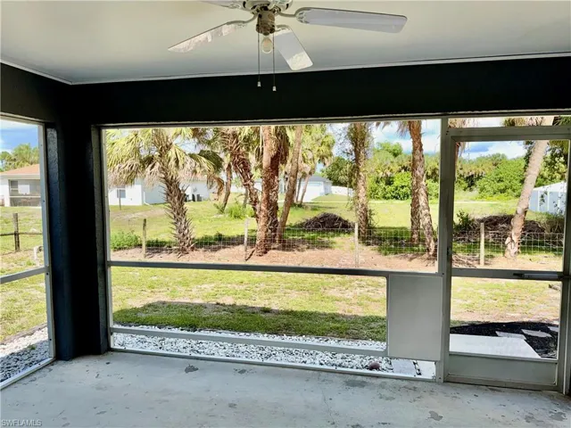 6016 Lindbrook Ave, Fort Myers, Florida 33905
