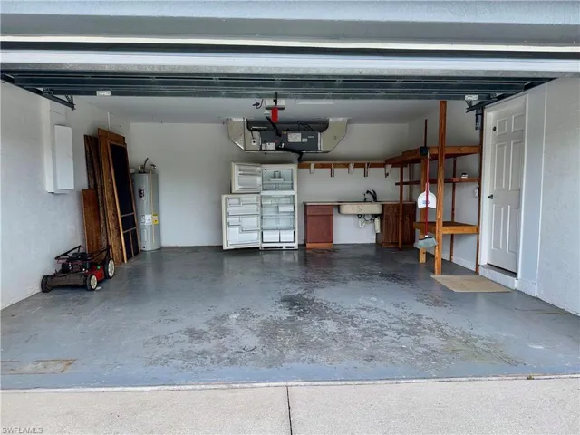 6016 Lindbrook Ave, Fort Myers, Florida 33905