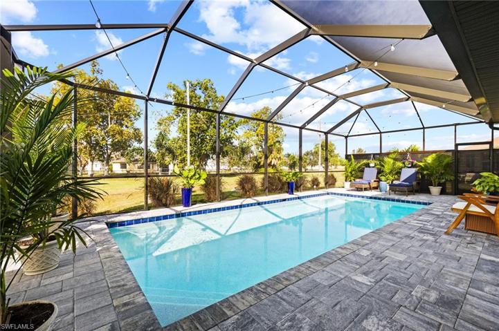 16152  Alcira  CIR, PUNTA GORDA, FL 33955