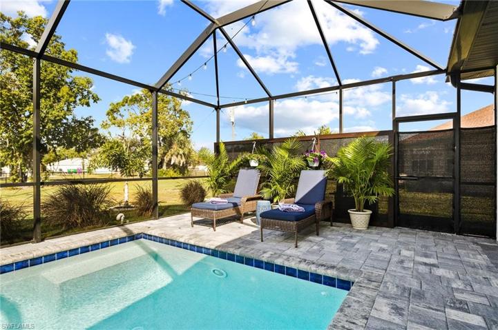 16152  Alcira  CIR, PUNTA GORDA, FL 33955