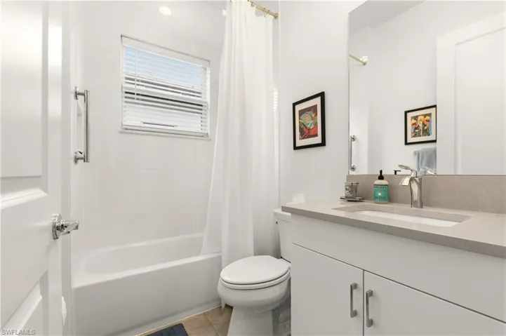12303 Bonnet Dr, Naples, Florida 34120