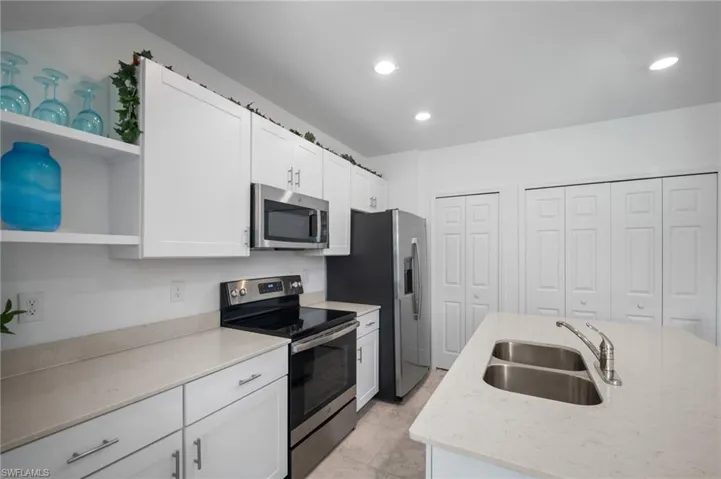 14087 Oviedo Pl, Fort Myers, Florida 33905