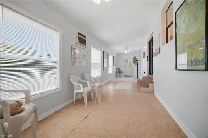 112  Cardinal  CT, Everglades City, FL 34141
