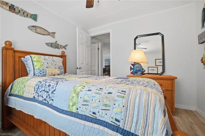 112  Cardinal  CT, Everglades City, FL 34141
