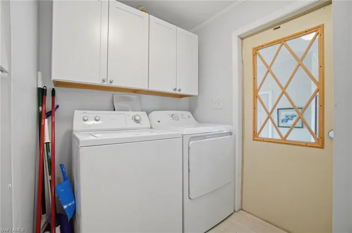 112  Cardinal  CT, Everglades City, FL 34141