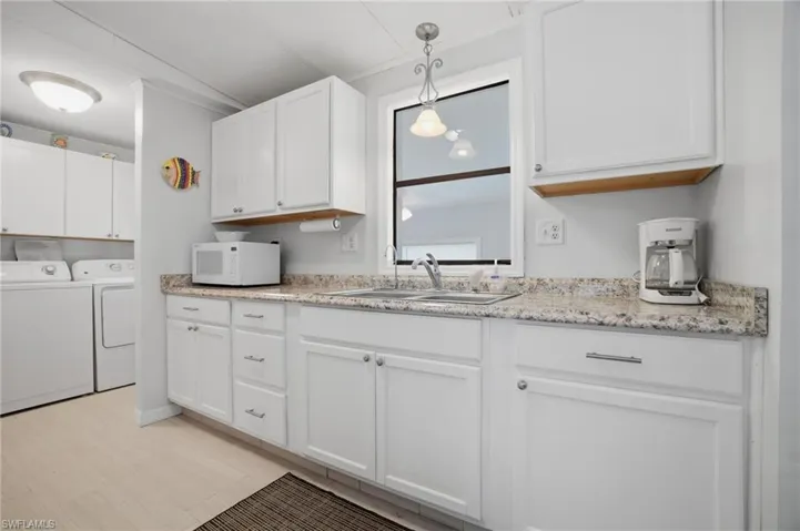 112  Cardinal  CT, Everglades City, FL 34141