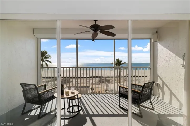 Screened lanai with direct gulf view