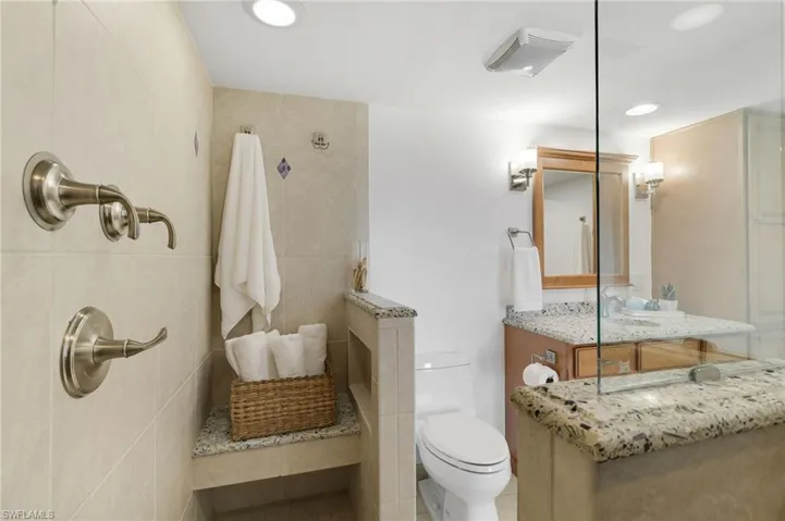 25840 Hickory Blvd 202 B, Bonita Springs, Florida 34134