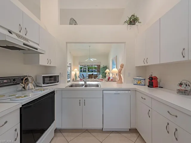 2960 W Crown Pointe  BLVD, Naples, FL 34112