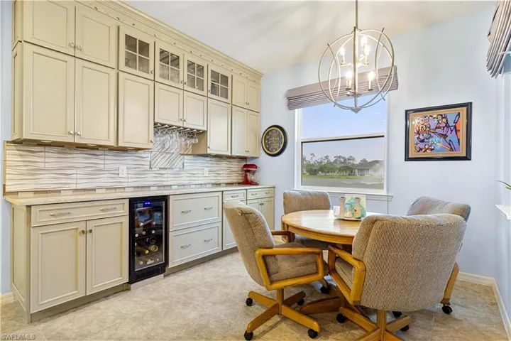 3188 Amadora Cir, Cape Coral, Florida 33909