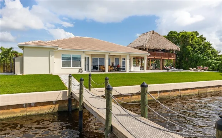 15475 Admiralty Cir, North Fort Myers, Florida 33917