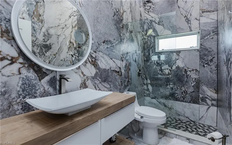 2nd Bathroom