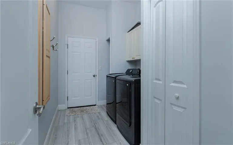 15475 Admiralty Cir, North Fort Myers, Florida 33917