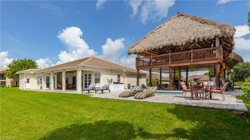 15475 Admiralty Cir, North Fort Myers, Florida 33917